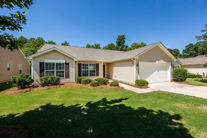 Primary Photo - Charming 4BD/2BA Ranch Home in Clairemont