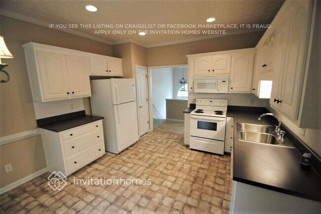 Building Photo - 3085 Wellbrook Dr