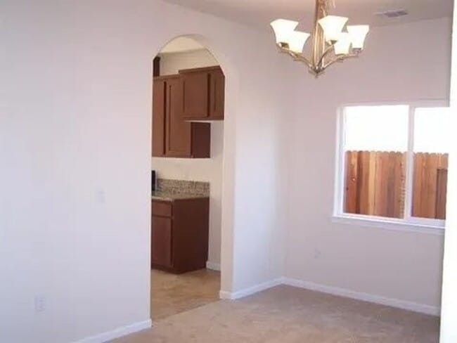 Building Photo - 2092 Moss Glen Loop