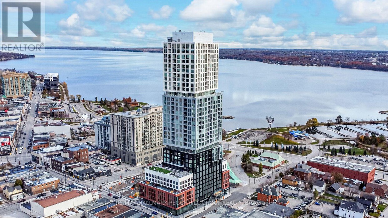 Primary Photo - 39 Mary St