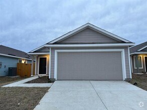 Building Photo - 134 Wheatgrass Ln