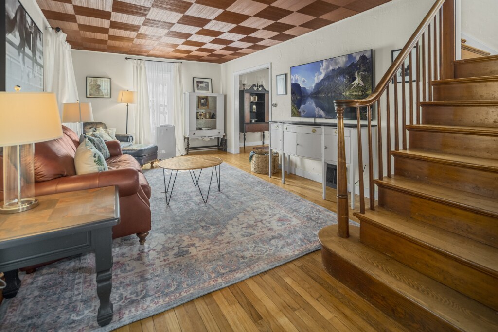 197 W Circular St, Saratoga Springs, NY 12866 House for Rent in Saratoga Springs, NY