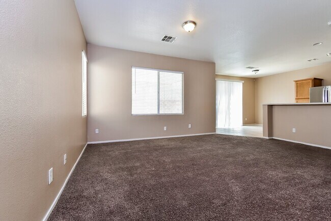 Foto del edificio - 4150 Dignified Ct