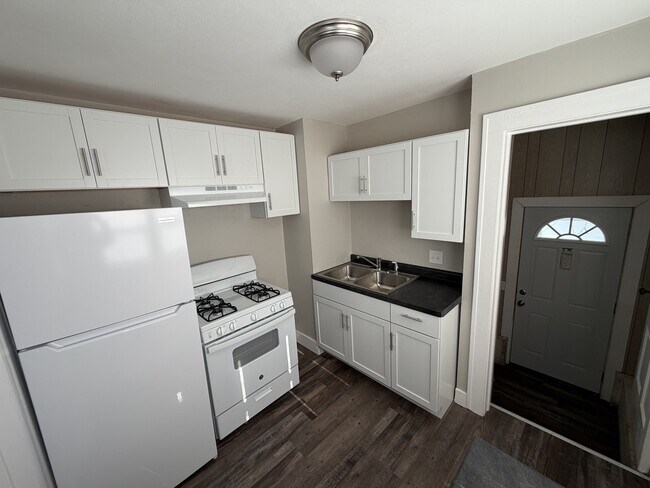 Foto del edificio - 405 Rock St