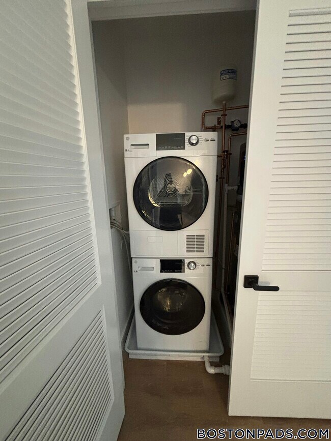 Foto del edificio - 199 Gardner St