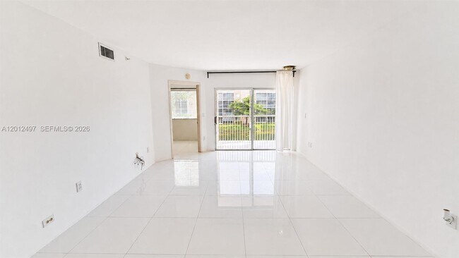 Foto del edificio - 9560 Weldon Cir