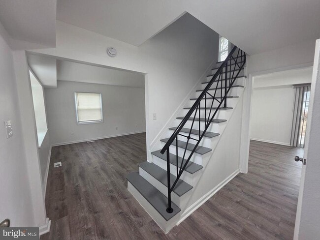 Foto del edificio - 14 East Ct