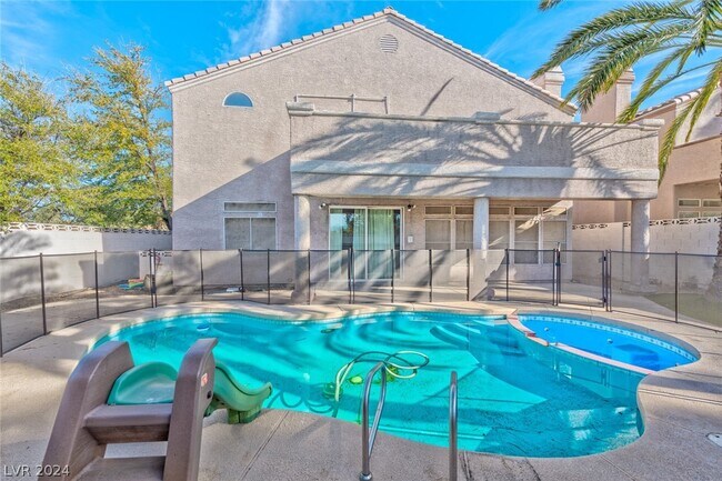 Building Photo - 2175 Fountain Springs Dr