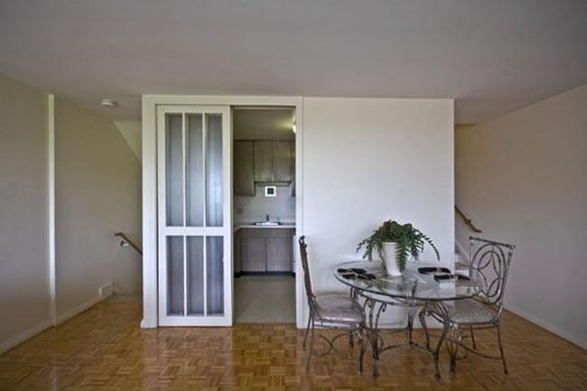 Photo - 125 Chiswick Rd. House