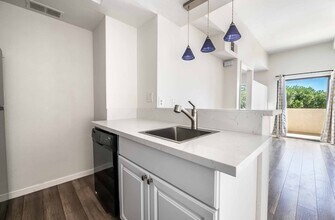 Building Photo - 4360 Gannet Cir