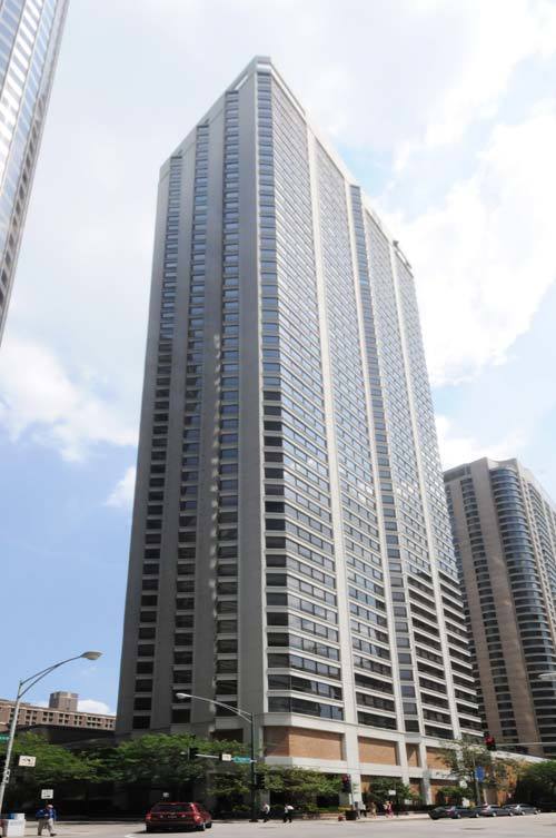 Building Photo - 400 E OHIO St