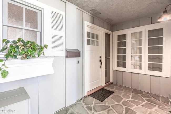 Building Photo - 3 br, 2 bath House - 2380 Windward Cir