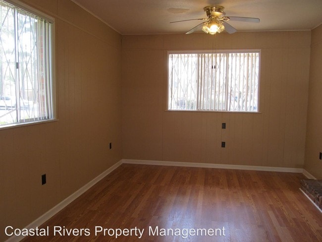 Building Photo - 3 br, 2 bath House - 400 West 15th Street
