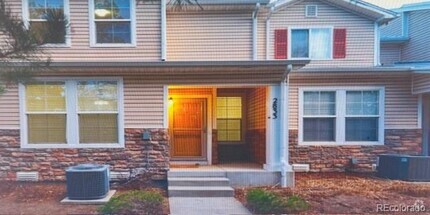 Building Photo - 2833 Tumblewood Grove