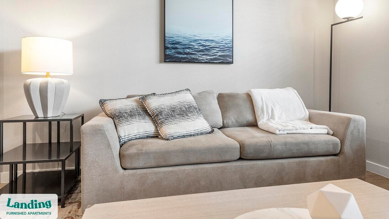 Foto principal - 5810 Worth Pkwy