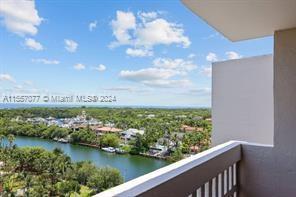 Foto del edificio - 90 Edgewater Dr