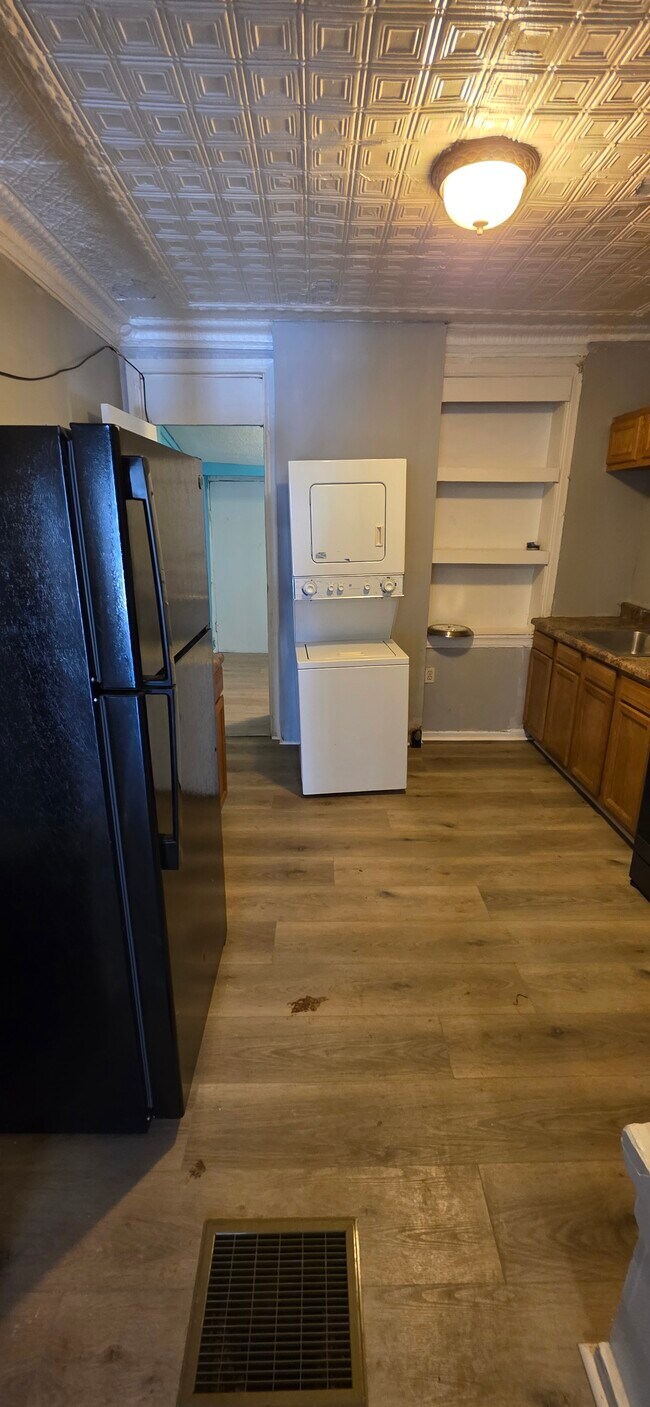 Foto del edificio - 409 S Gilmor St