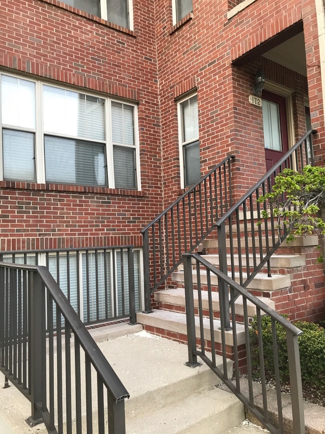Front Entrance - 172 Tiffany Ln