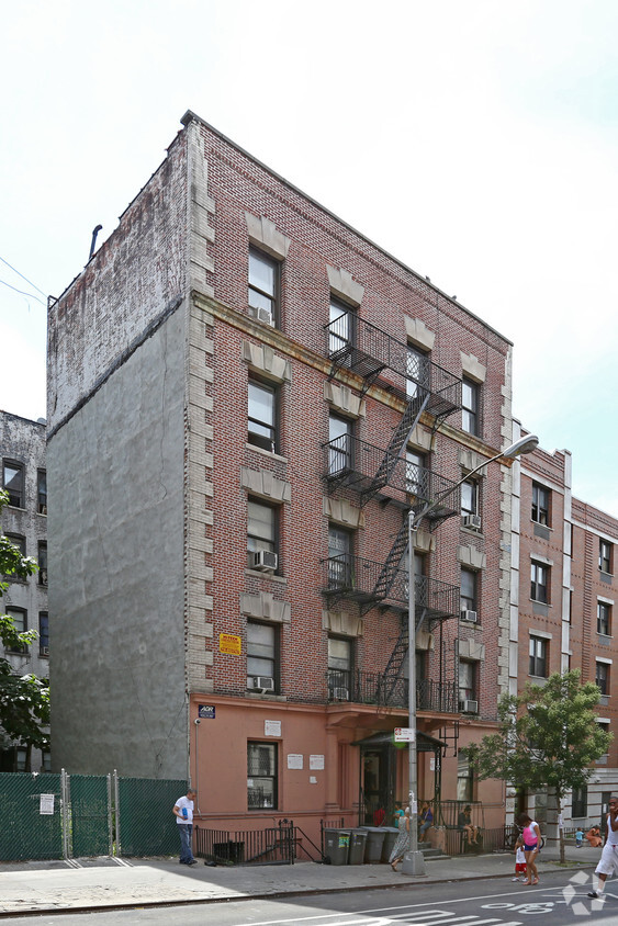 Foto del edificio - 516 W 159th St