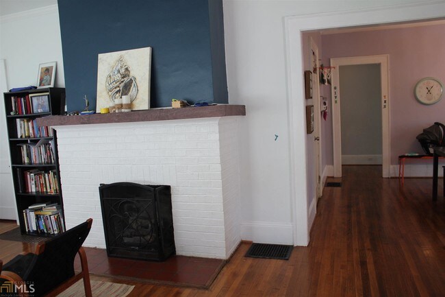Foto del edificio - 115 Cambridge Ave