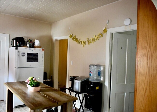 Foto del edificio - Great 3 Bedroom 1 Bath - WALKING DISTANCE TO CHAPMAN UNIVERSITY