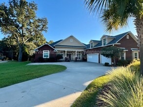 Building Photo - 2926 Greystone Dr