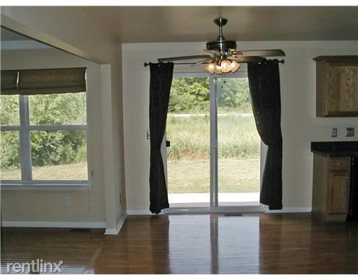 Foto del edificio - 7297 Belle Meade St