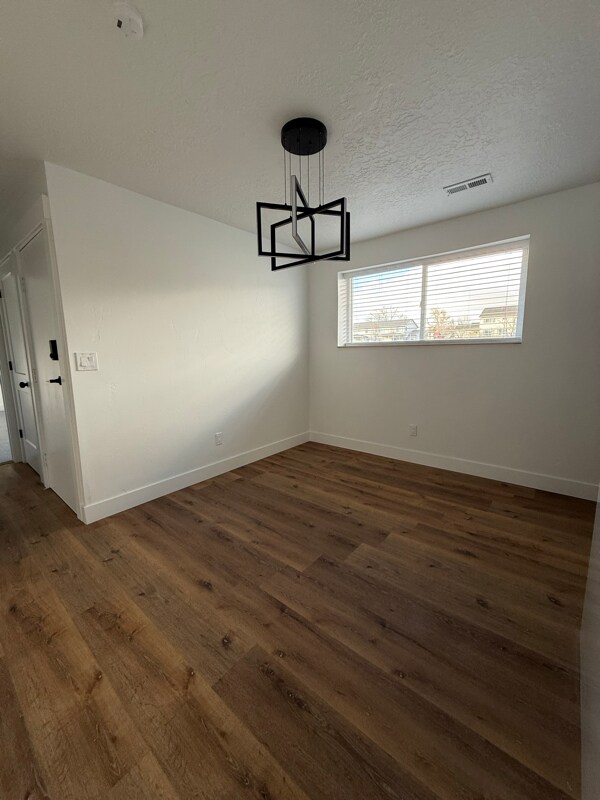 Foto del edificio - 1546 E 700 S