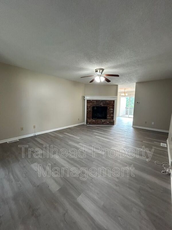 Foto del edificio - 7037 N Fisk Ct