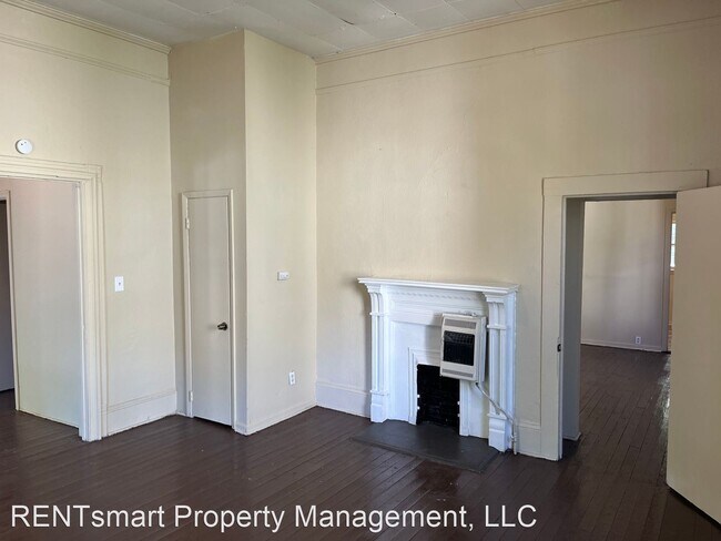 Foto del edificio - 2 br, 1 bath House - 2605 Jones Avenue Unit B