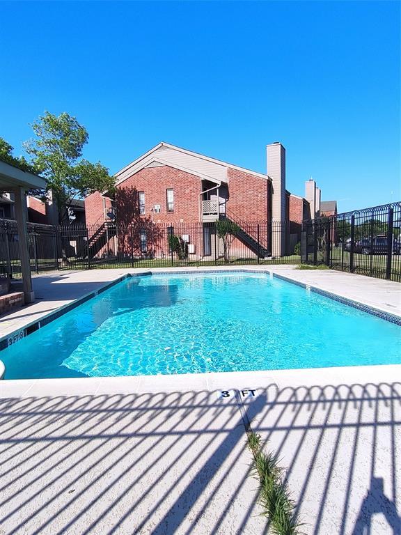 Primary Photo - 12500 Sandpiper Dr