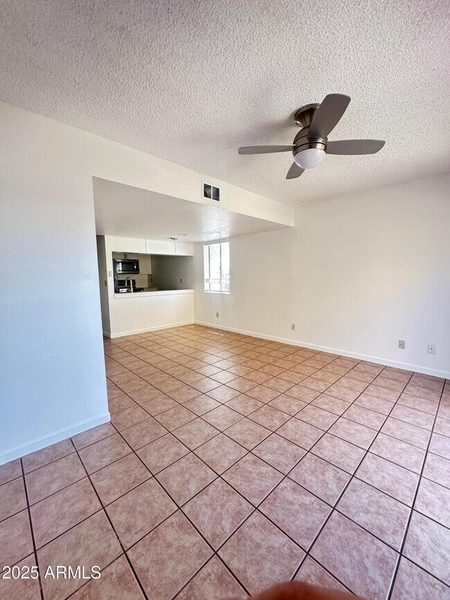 Foto del edificio - 12231 N 21st Ave