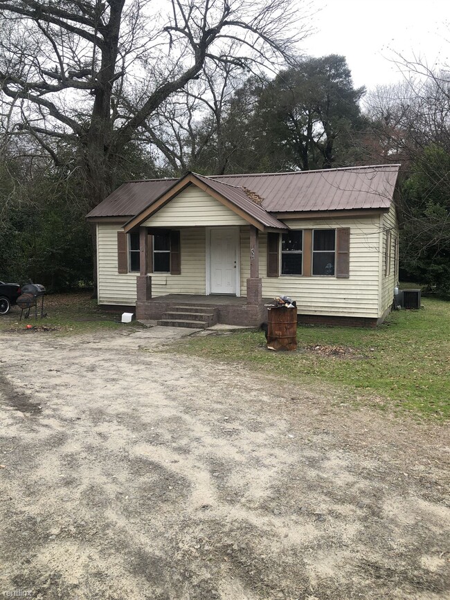 Building Photo - 3 br, 1 bath House - 1469 Hampton Avenue