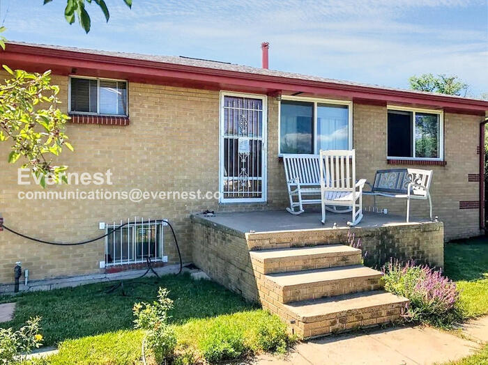 Foto principal - 3366 W 55th Pl