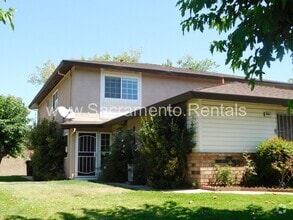 Building Photo - 9041 Montoya St