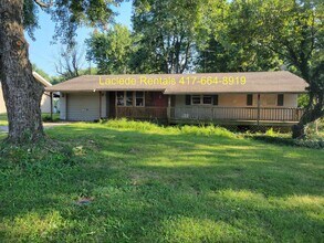 Building Photo - 51 Willow Ln