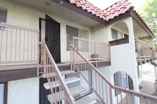 Building Photo - 9647 Spyglass Ave