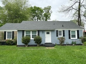 Building Photo - 135 N Meadow Dr