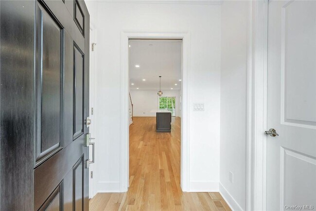 Foto del edificio - 233 Lincoln Ave