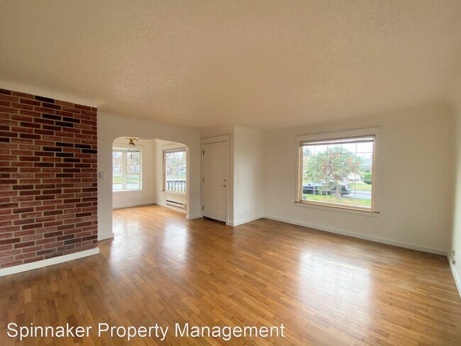 Building Photo - 3 br, 1 bath House - 4517 South Asotin Street