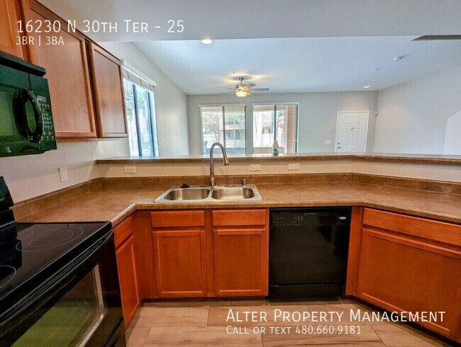 Foto del edificio - 16230 N 30th Terrace