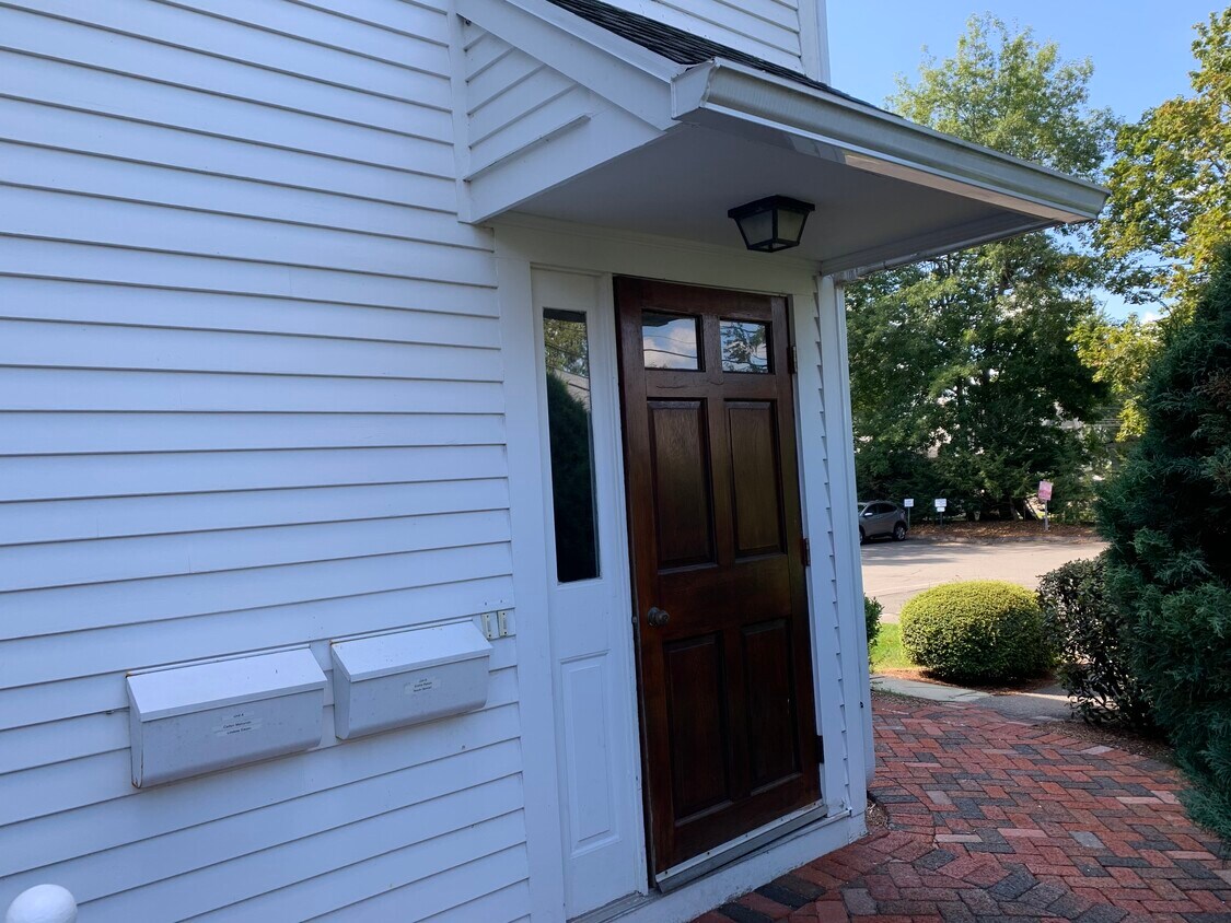 Foto del edificio - 51 N Main St