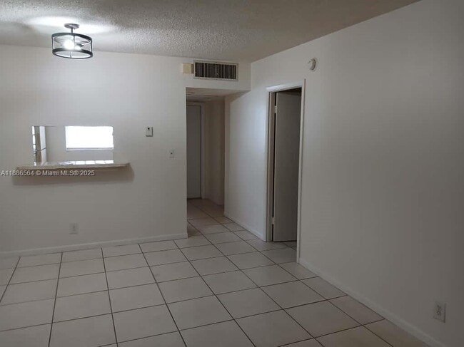 Foto del edificio - 5181 W Oakland Park Blvd