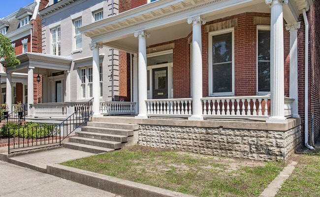 Photo - 2602 W Grace St House