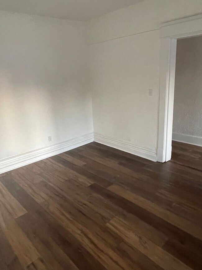 Foto del edificio - 820 7th St