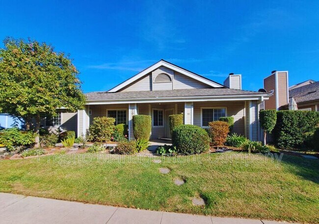 Building Photo - 7040 N Thorne Ave