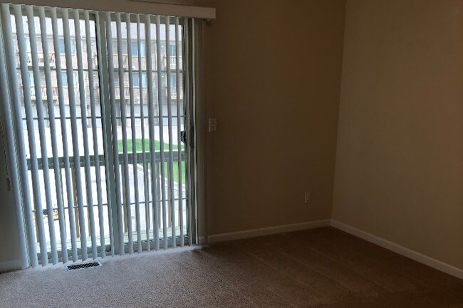 Building Photo - 8128 Williamstown Dr