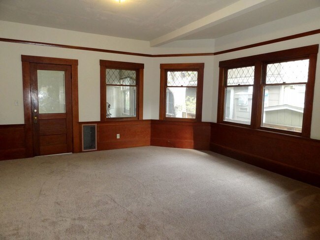 Building Photo - 111 Los Gatos Blvd