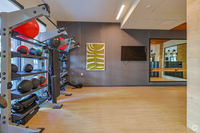 Instalaciones de yoga y barra - Bridge at the Blockyard