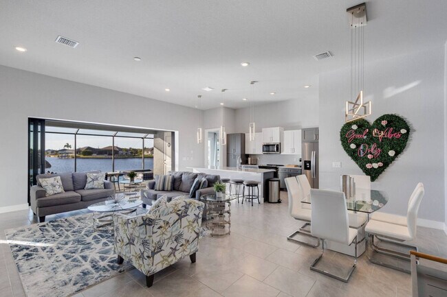 Foto del edificio - 1720 Burnt Store Rd N